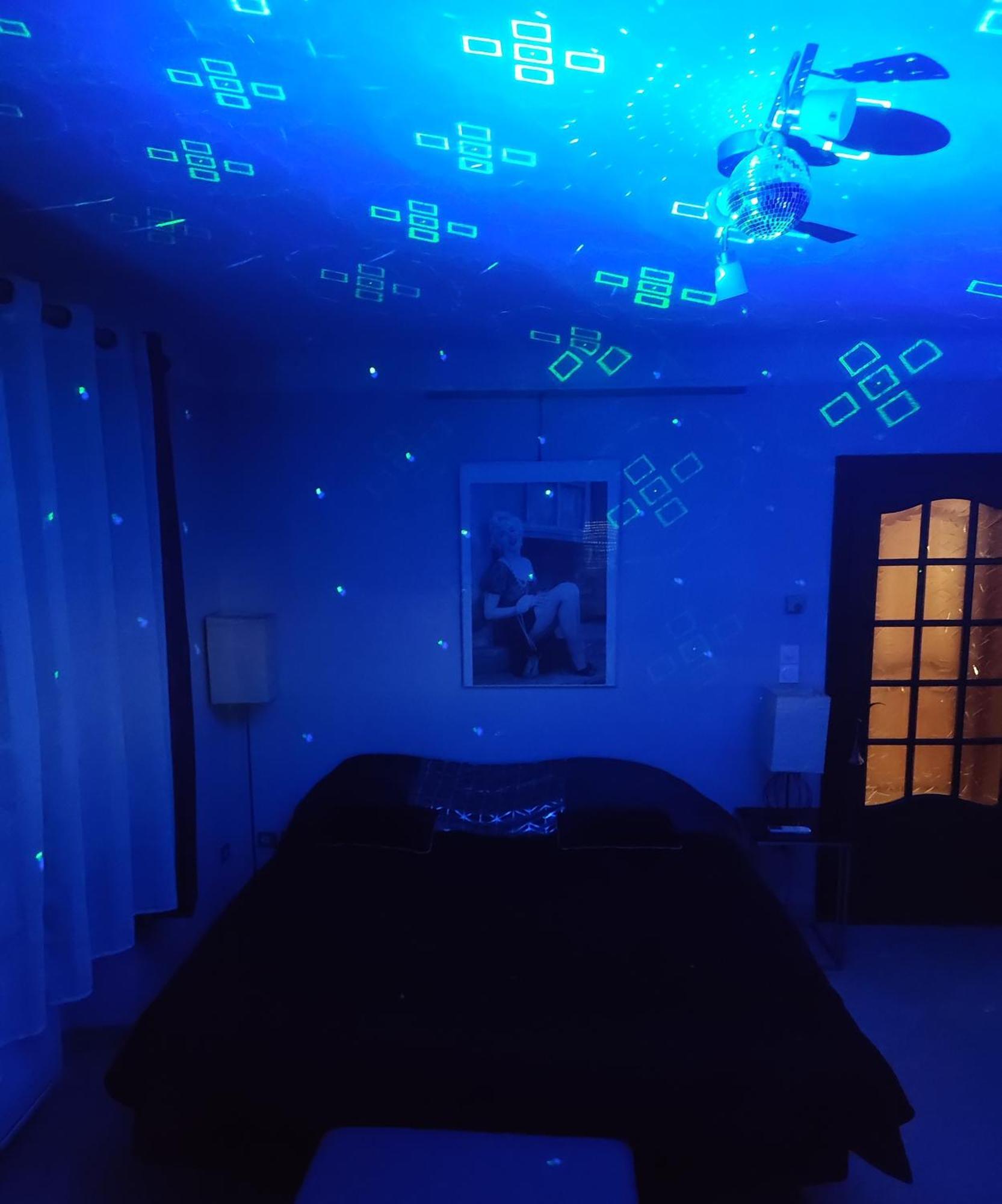 Paradis Love Room Crehange Exterior photo